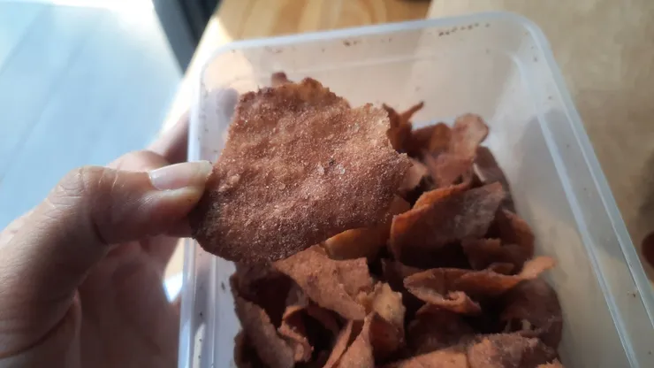 提拉米蘇口味上面都是微甜微苦的可可粉