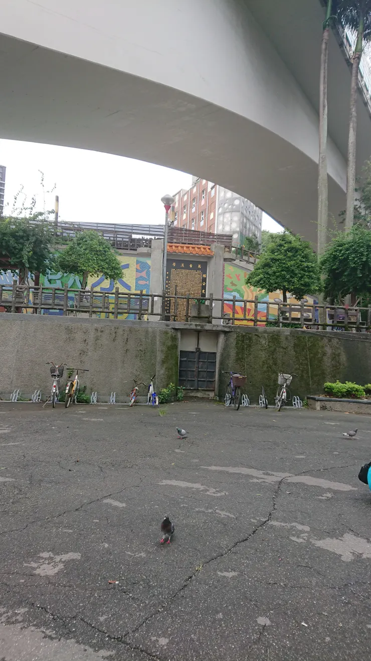 瑠公圳碑&取水口