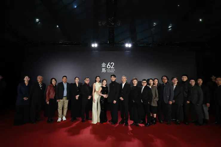 第 62 屆金馬獎頒獎典禮，最佳劇情片《大濛》劇組。。／影像提供：台北金馬影展執行委員會