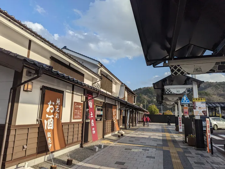 津山站