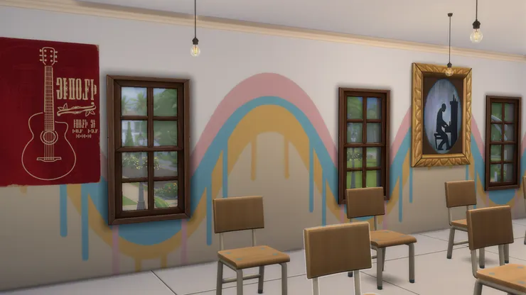 這房間的窗戶也最多。我不想特別偏心某班別，就用來做公共課室好了。