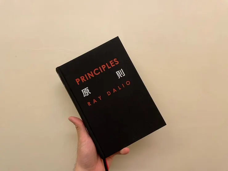 Ray Dalio著作《原則》是對我來說最有助益的書