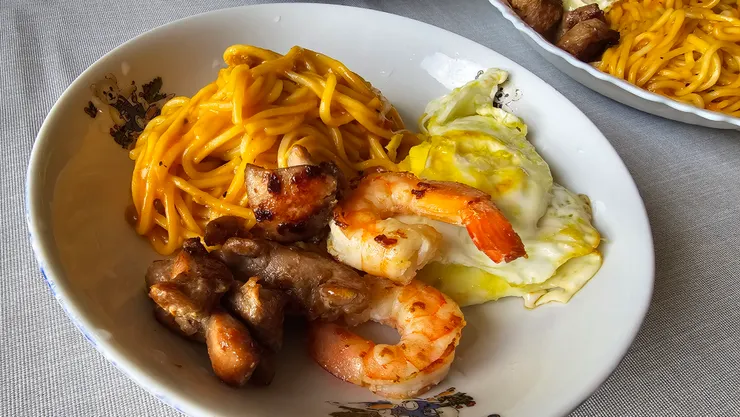 儒儒做的鐵板麵坊間的早餐店真的比不上!這是炫耀文無誤!