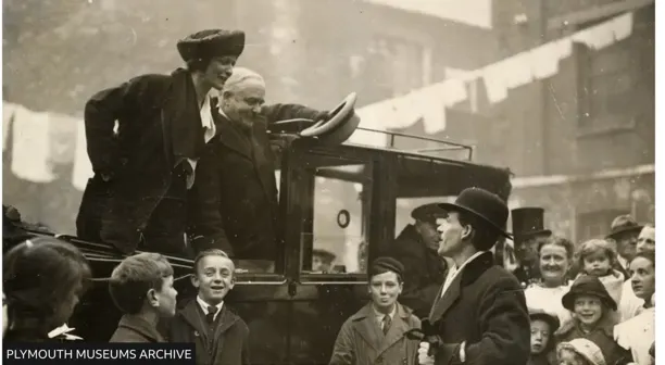 阿斯特男爵任職plymouth市長，resource from wikipedia