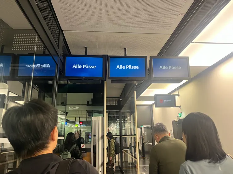 奧地利都講德語，所以這應該是德語的告示牌？