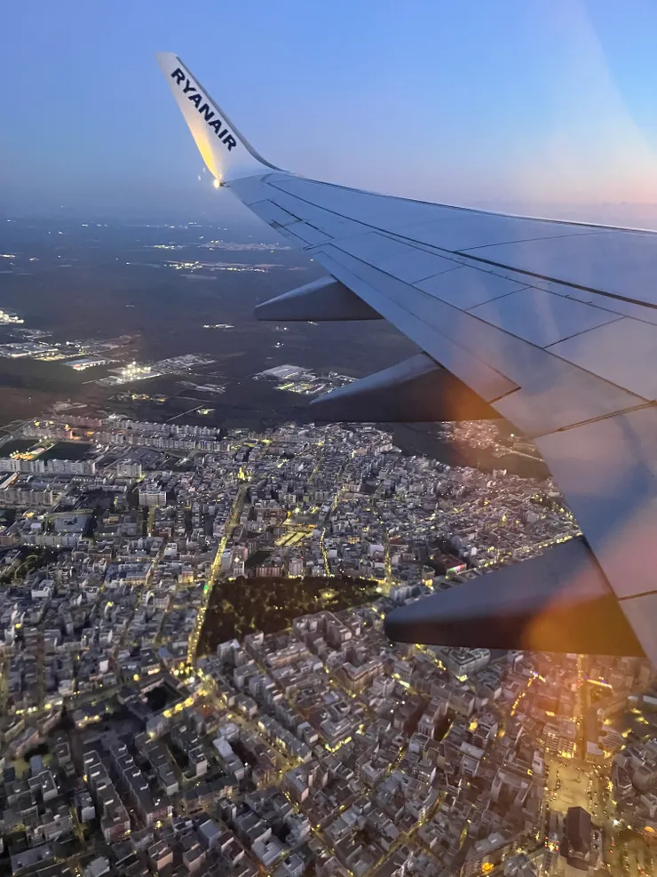 瑞安航空 巴里BRI - 柏林BER FR3310 22A座位