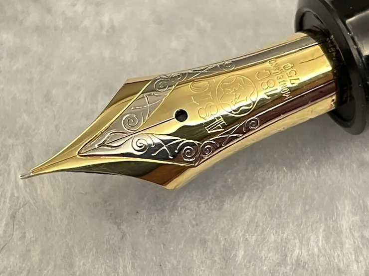 扁狹型刀尖銥點打磨，銥點相當相當脆弱🥲