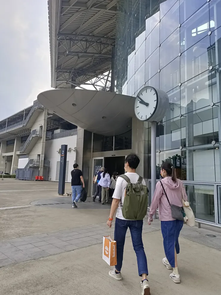 到了新竹高鐵站了!