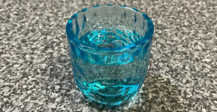 已經忘記是哪支清酒送的杯子。