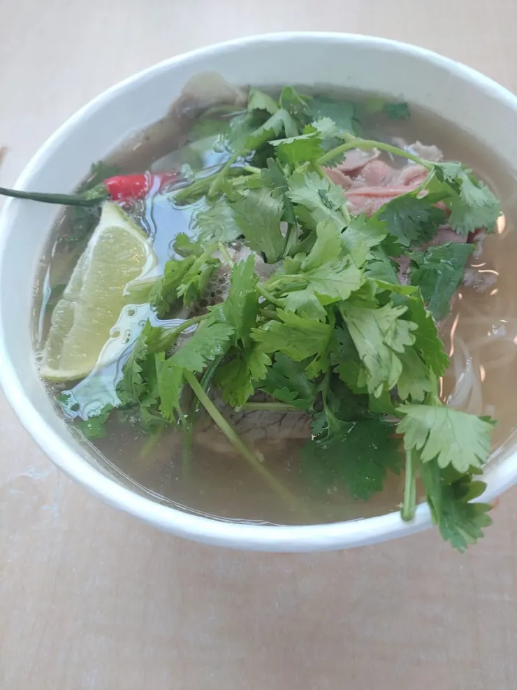 這一碗要400元台幣🥣🥣🥣我都要翻桌了