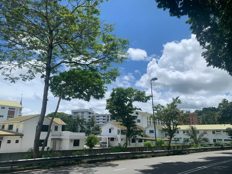 在City Centre 以外的地區，隨便走走。