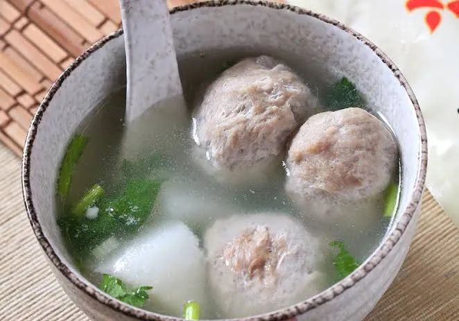 湯鮮味美的貢丸湯（圖片截圖於網路）