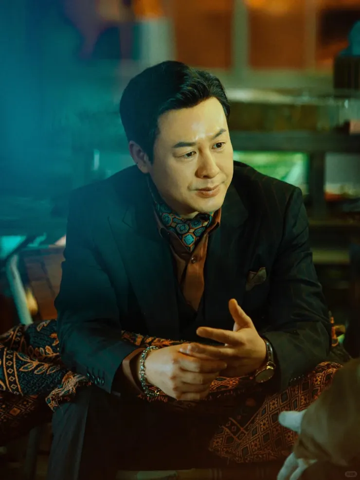 高啟強（張頌文飾）