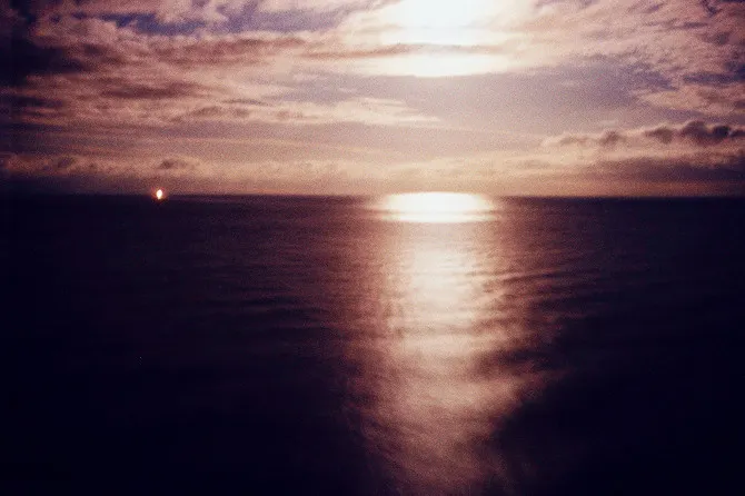 月亮海｜攝影 by Anna