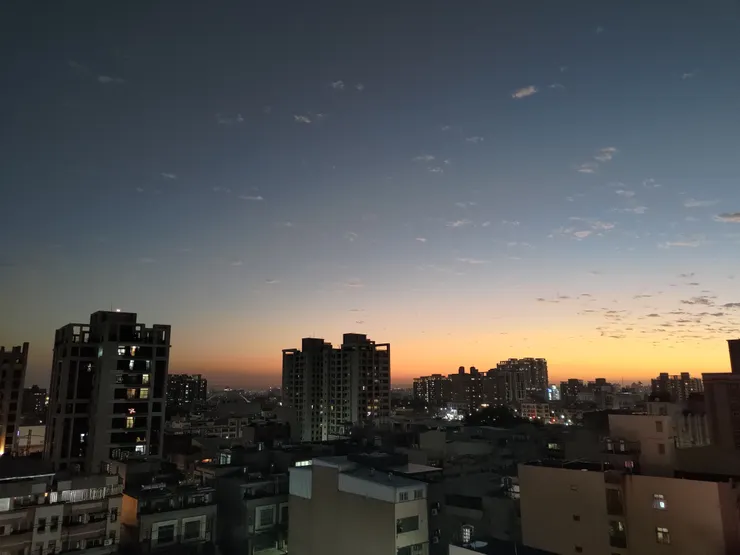 傍晚夕陽
