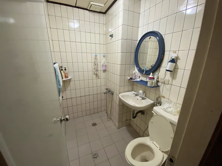 整理過後的廁所