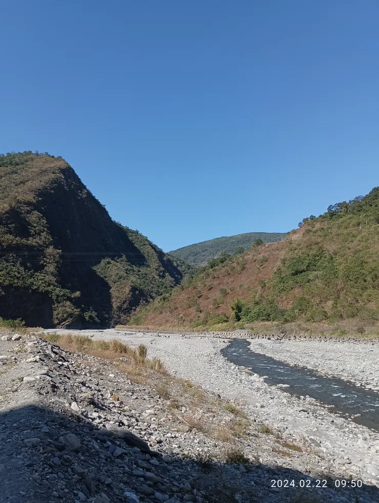 谷川大橋下溪澗