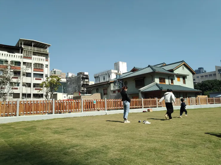 逍遙園真正的正門，為今日參觀區的後院 (攝於2021/01/02)