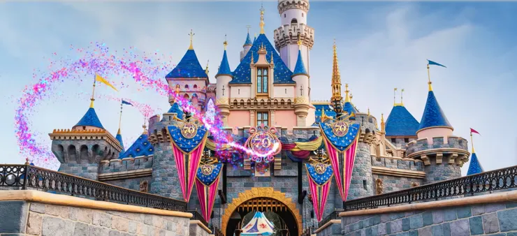 加州迪士尼樂園滿70年了！