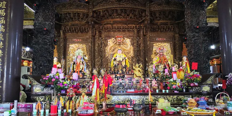 保安宮大殿（圖片來源：痞客邦）
