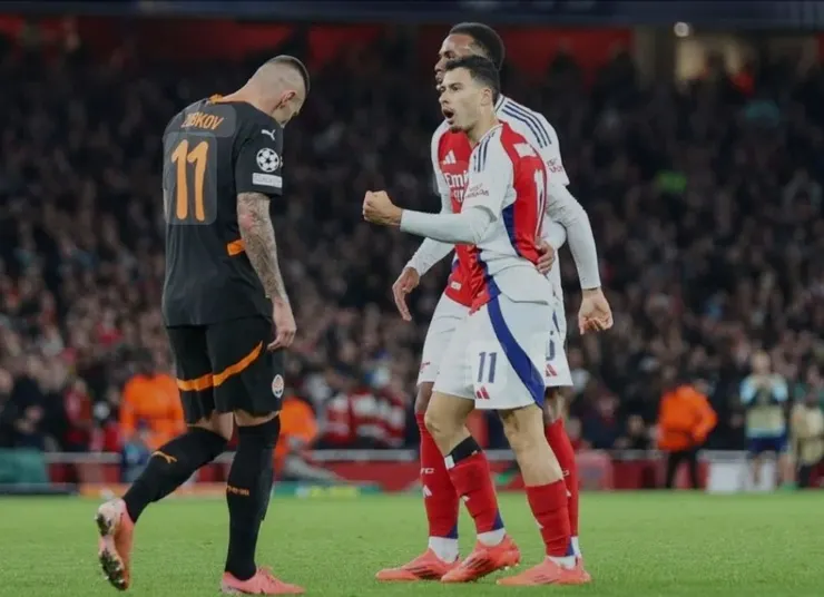 馬天利尼製造一個入球助阿仙奴贏1:0