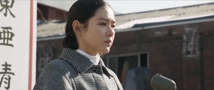 放棄自己能回國的機會,給予他人回國的希望