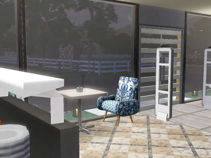 坐在這裏能看到路上的夜景。這位置很搶手哦。