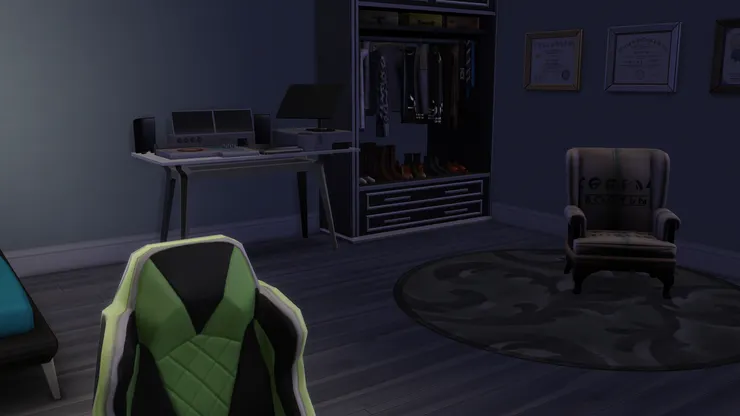 月的房間就是簡單而帥氣，還掛了很多證書獎狀。