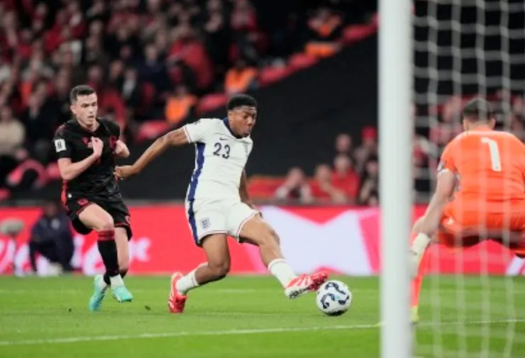 路易斯史基利射門破網助英格蘭領先1:0