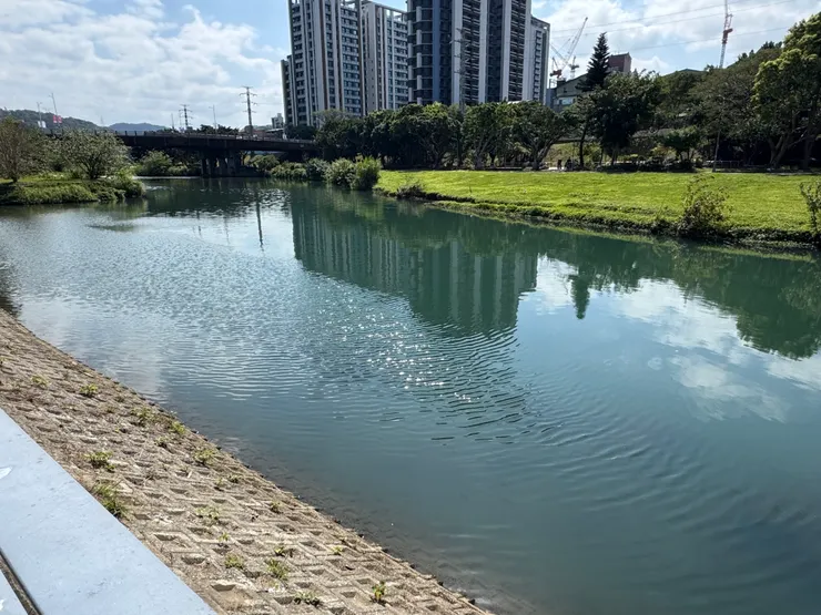 拍攝於2026年3月14日，士林 河堤