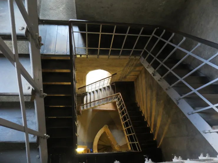 我是登塔控，閱塔無數的我，真的覺得Petrov的樓梯算是非常好走