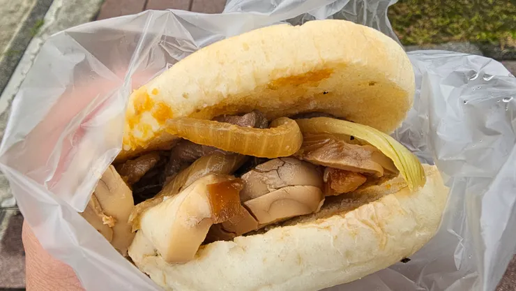 這是前幾天儒儒做給我吃的愛妻早餐!好吃健康又省錢!