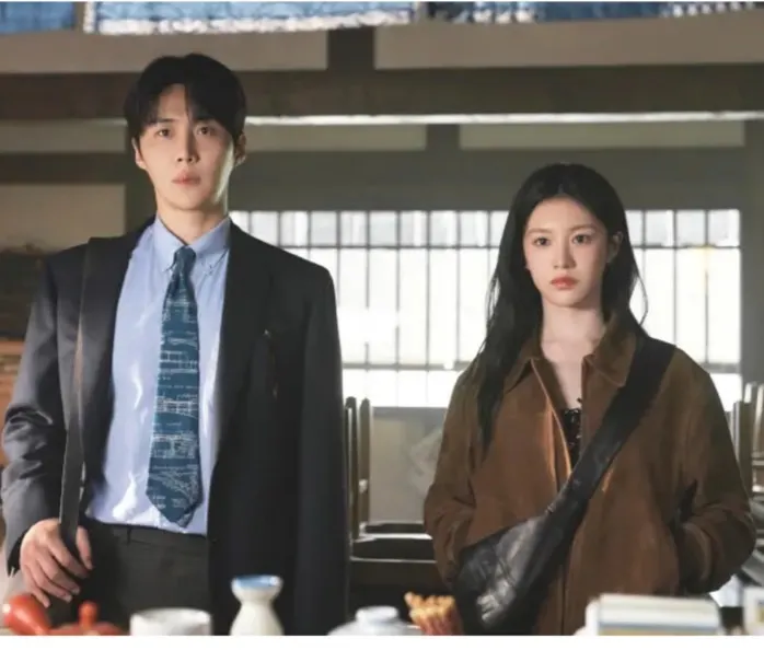 可頌包/高允貞每個配件都好看