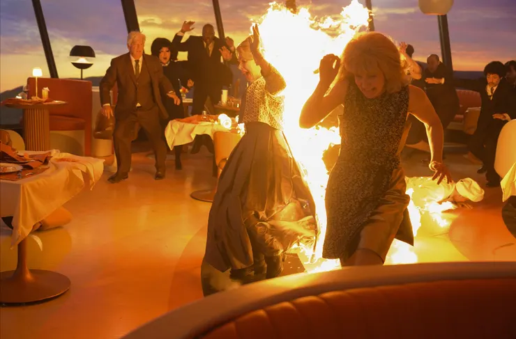 火人跑步太喜劇了，感受不太到災難的衝擊