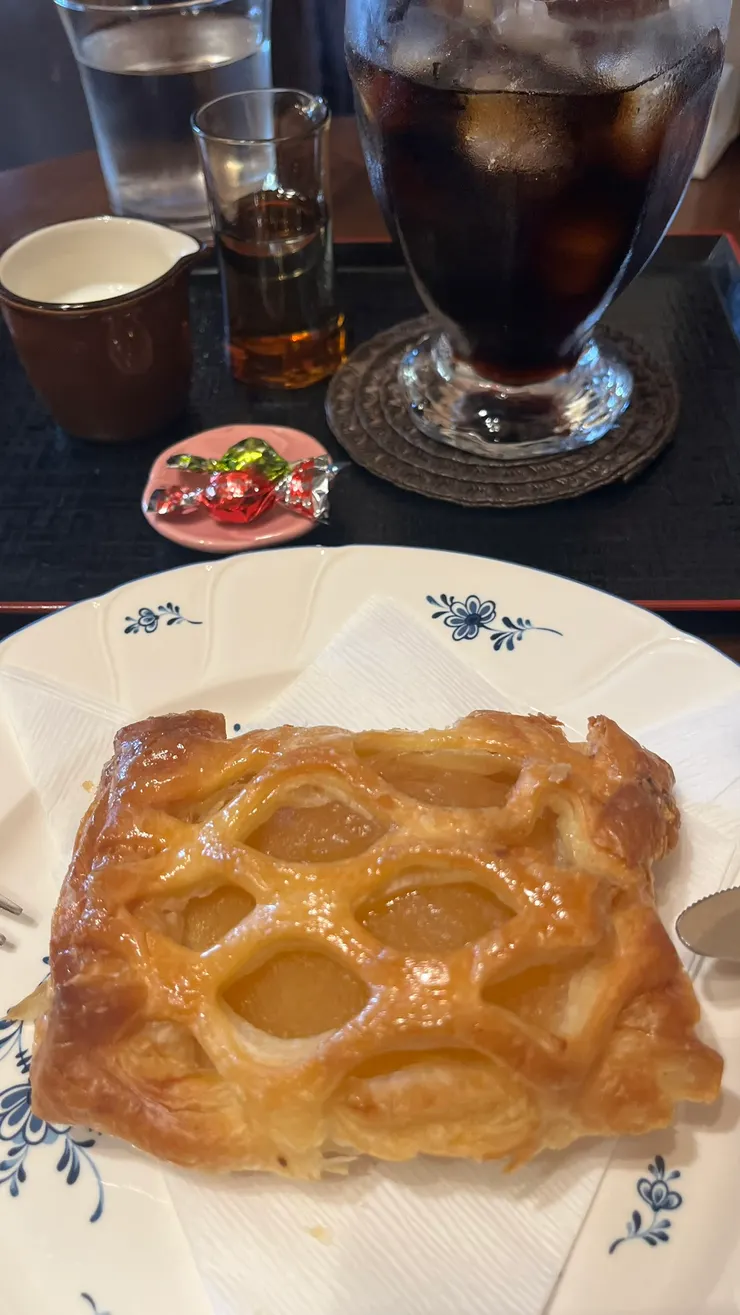 覺得跟連鎖店的蘋果派，真的是不同檔次。