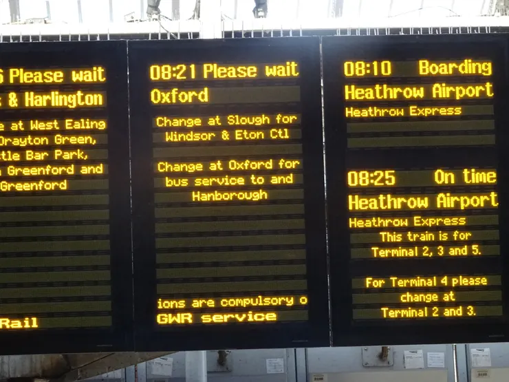 please wait表示月台還不確定