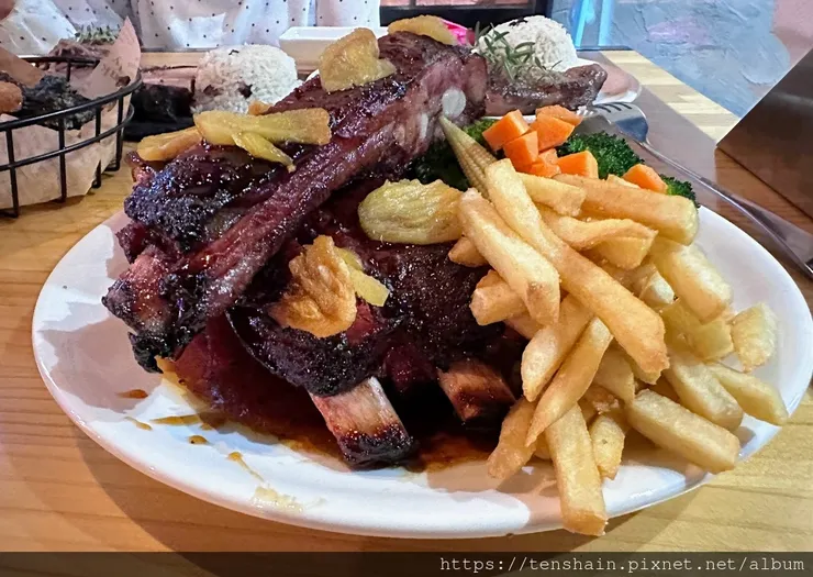 【板橋美式炭烤餐廳+餐酒館】橙子美式炭烤餐廳