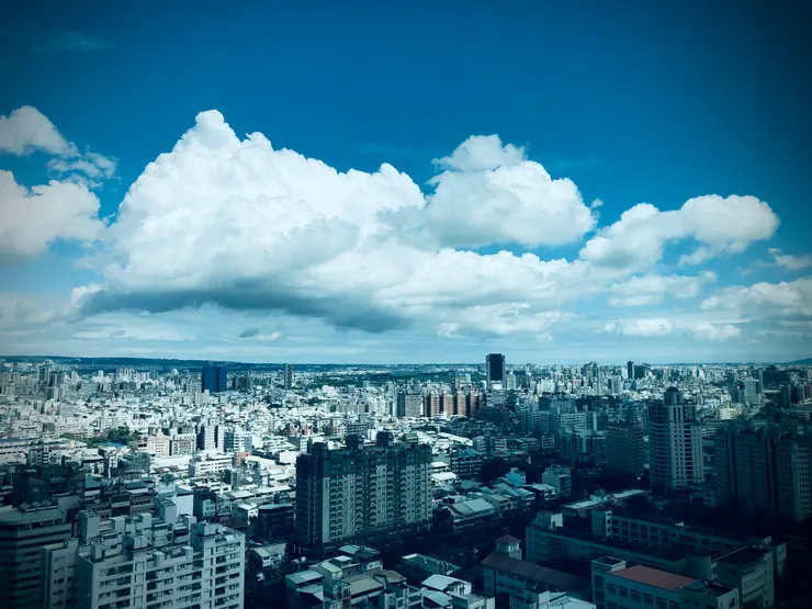 台中的天空