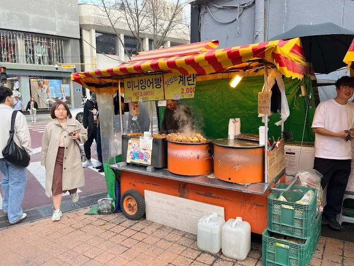 弘大－雞蛋糕路邊小吃攤