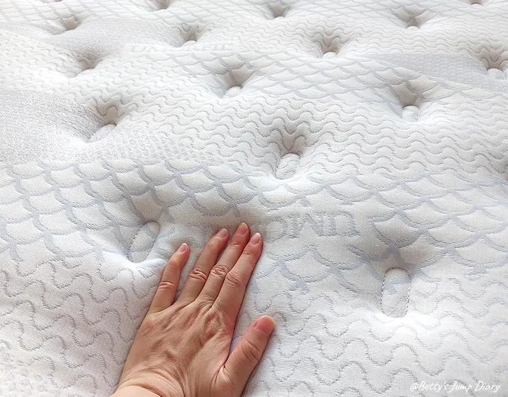 ▲好睡王竹北旗艦店/圖片來源:Betty's Jump Diary