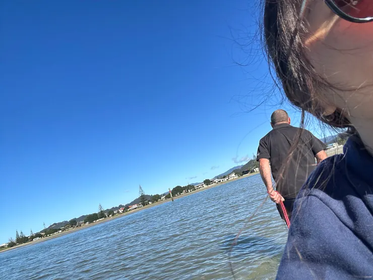 拖著船和我回岸邊的強壯Grant