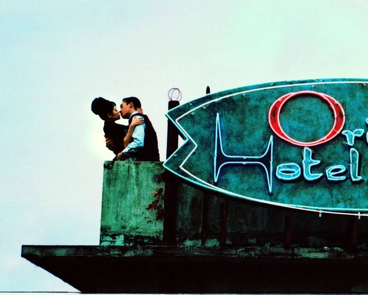 《2046》影評：拆解王家衛的香港浪漫主義