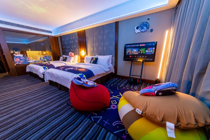 太空電玩主題房