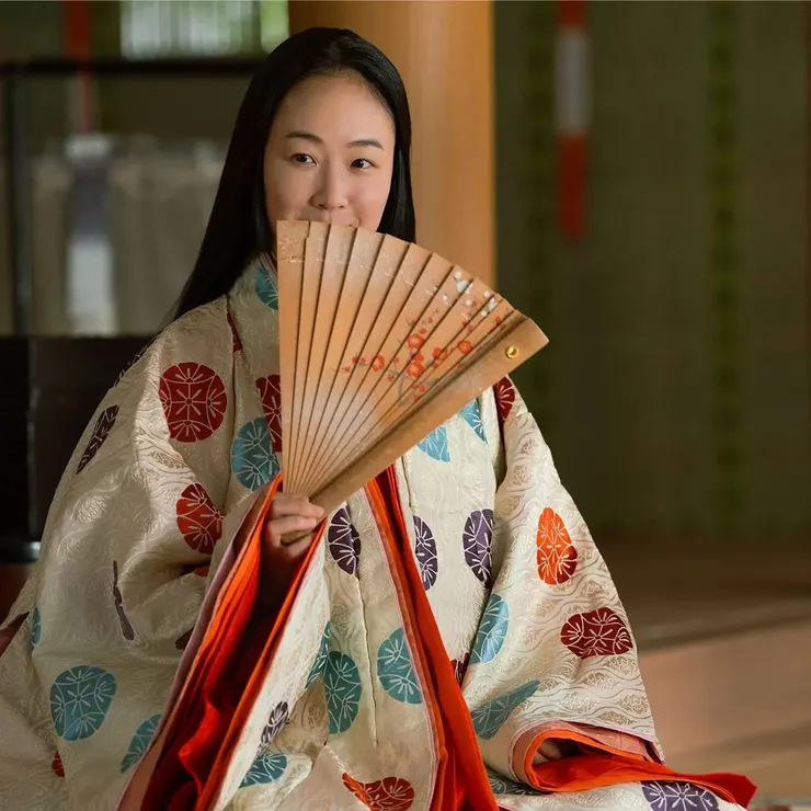 左大臣源雅信之女倫子