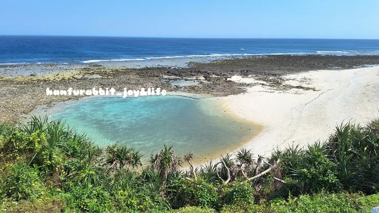 旁邊的油窟潟湖