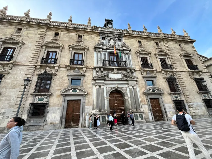 格拉納達高等法院