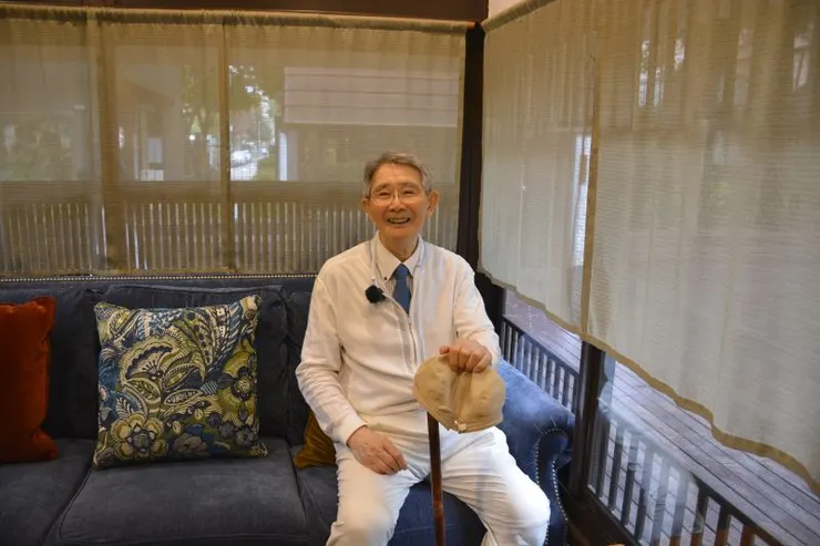1931年出生於臺灣的日人新元久先生，2023年5月13日重返兒時居所，現位於台灣文學基地平安京茶室（圖片來源：台文館）