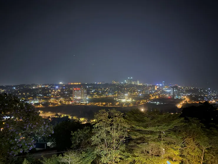 從高處俯瞰Kigali 美美滴千丘之城