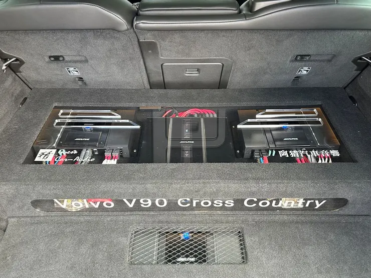 ▲Volvo V90 Cross Country