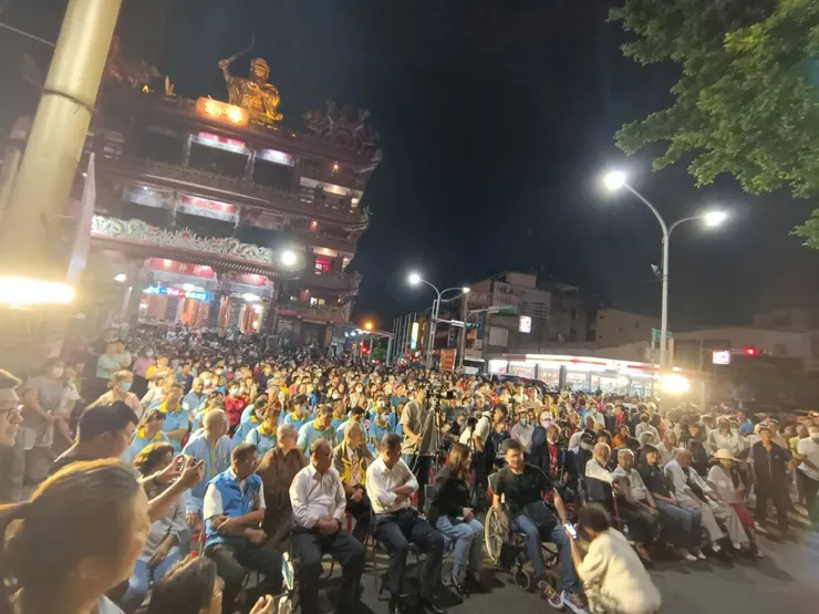 許多南投鄉親針對民進黨的作為感到痛心也為馬文君喊冤打抱不平。圖／馬文君辦公室提供